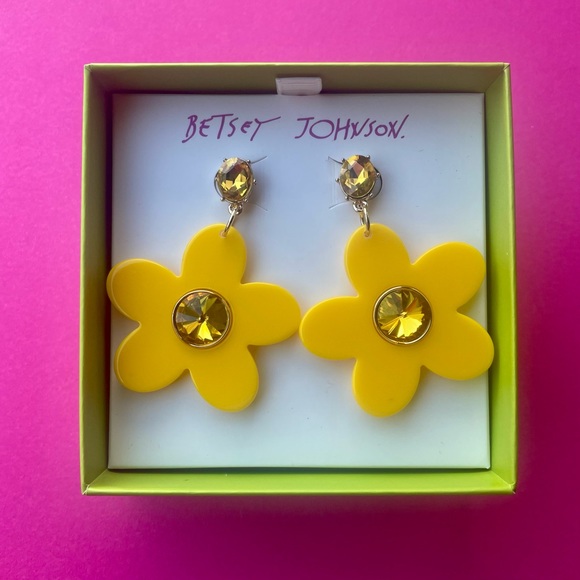 NWT Betsey Johnson Big Yellow Flower Earrings - Picture 2 of 6